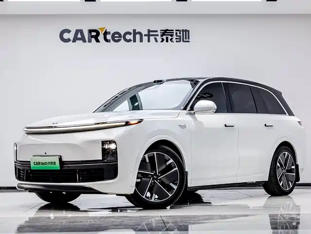 Li Auto Li L8 2025