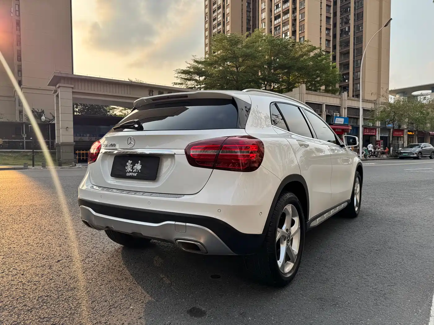 Mercedes-Benz GLA 2017 GLA 200 Dynamic фото 7