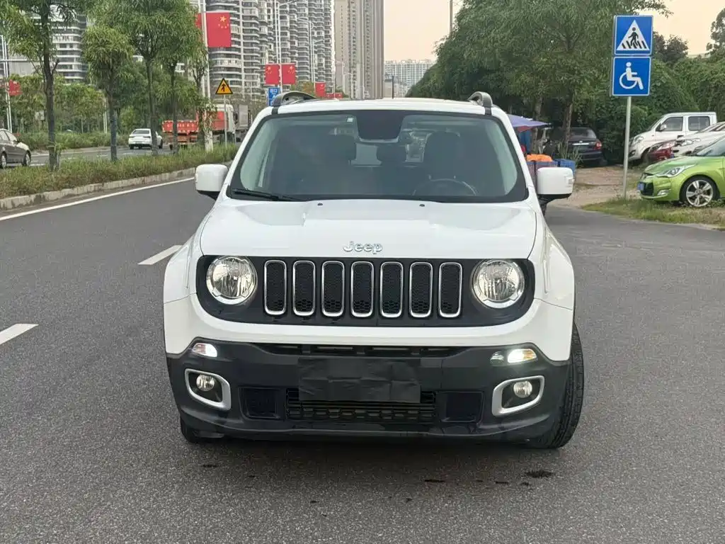 Jeep Renegade 2019 2018 Connected Large Screen Edition 180T Automatic Power