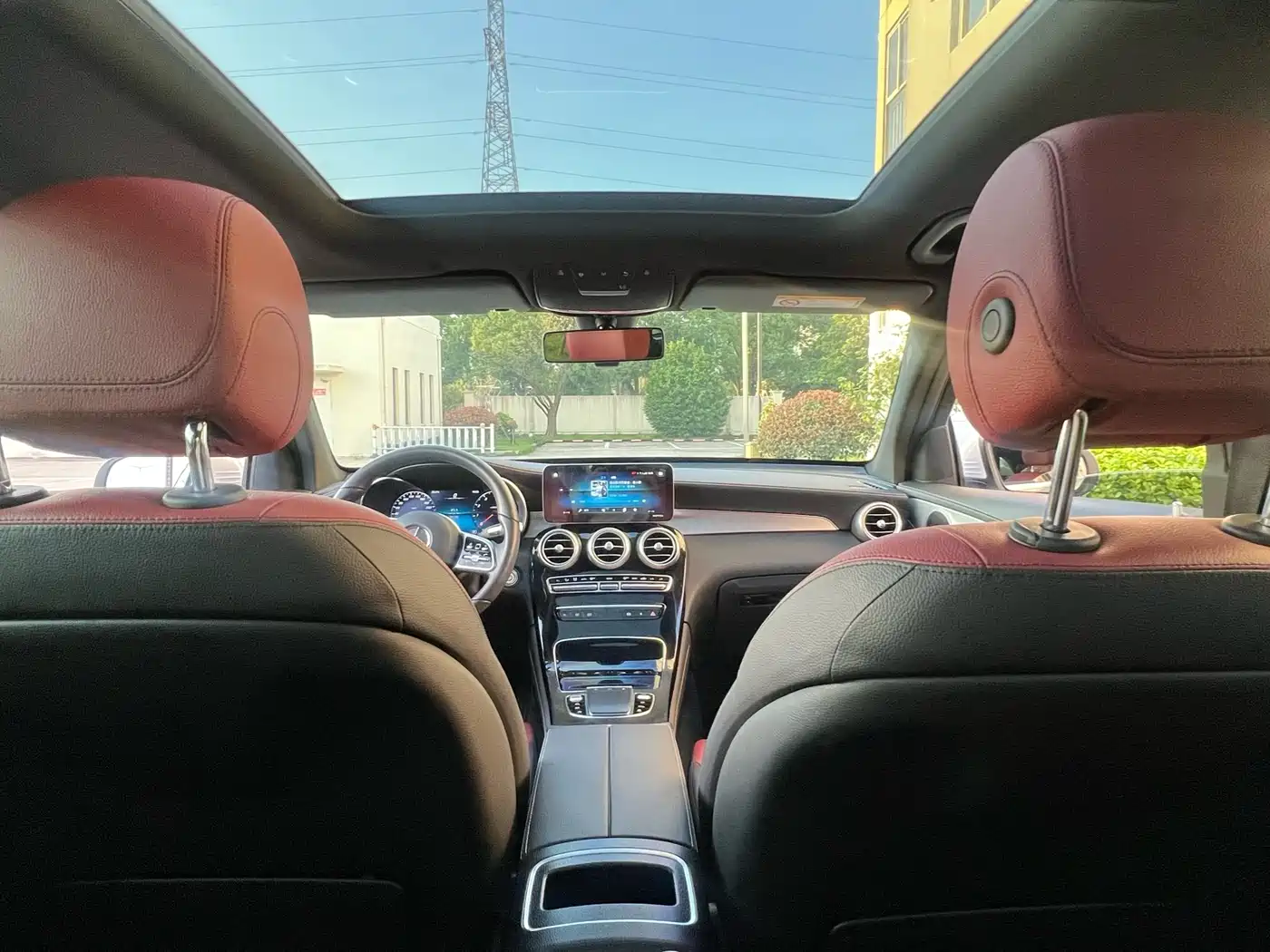 Mercedes-Benz GLC 2020 Facelift GLC 260 L 4MATIC Dynamic фото 16