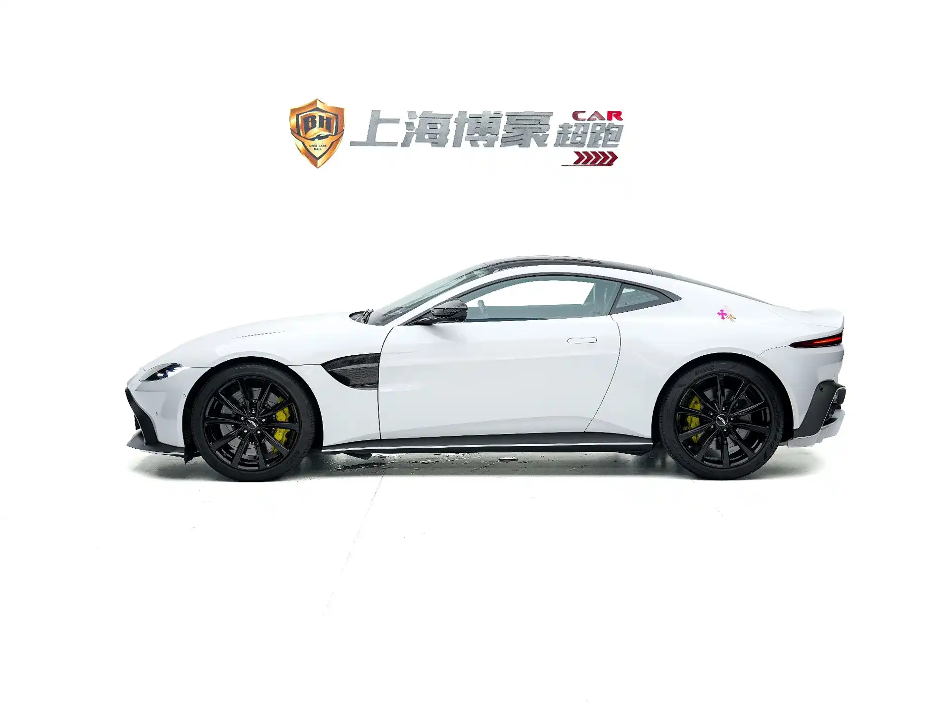 Фото 6 - Aston Martin Vantage