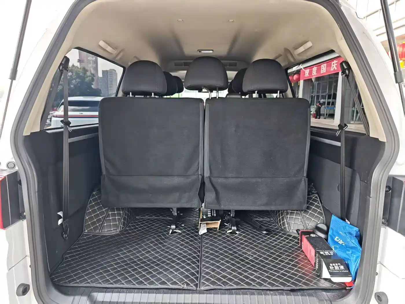 Dongfeng Fengxing Lingzhi New Energy 2026 2025 Model 410km Standard Edition Basic 7-seater