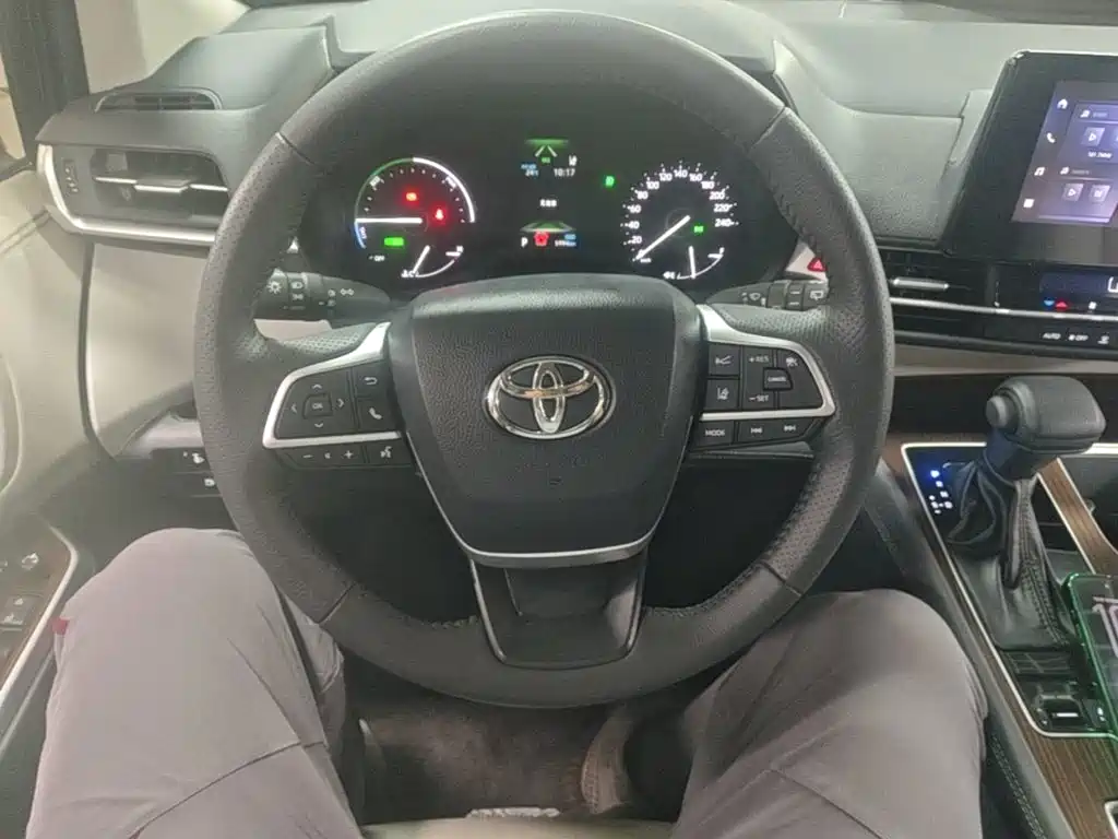 Toyota Sienna 2026 2026 Model 2.5L Hybrid 2WD Comfort Edition