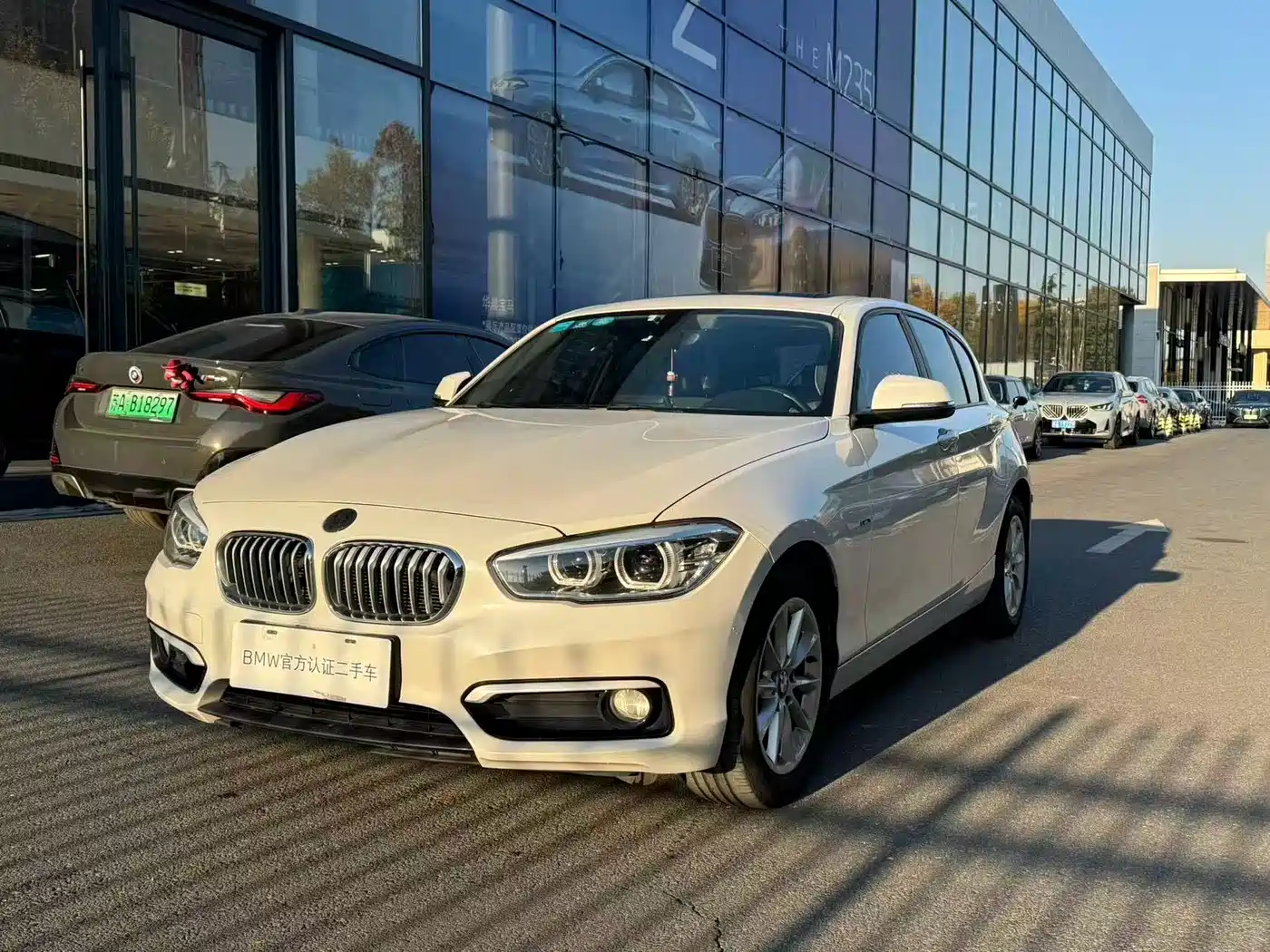 BMW 1 Series (Import) 2015 118i Urban Design Package