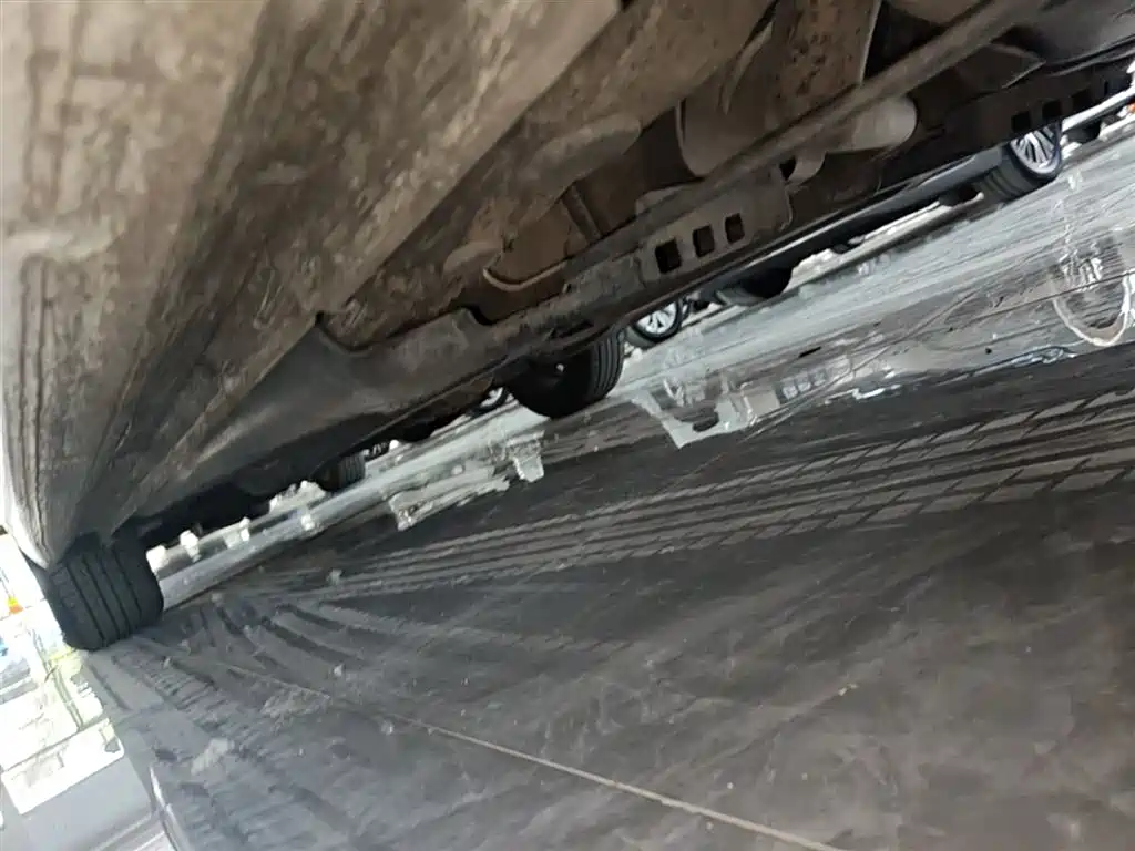 Volkswagen Polo 2016 1.4L Automatic Trend фото 22