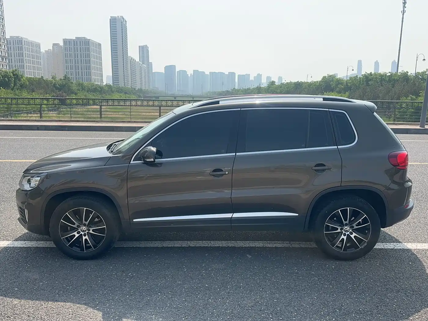 Volkswagen Tiguan 2013 1.8TSI Auto 4WD Luxury фото 10