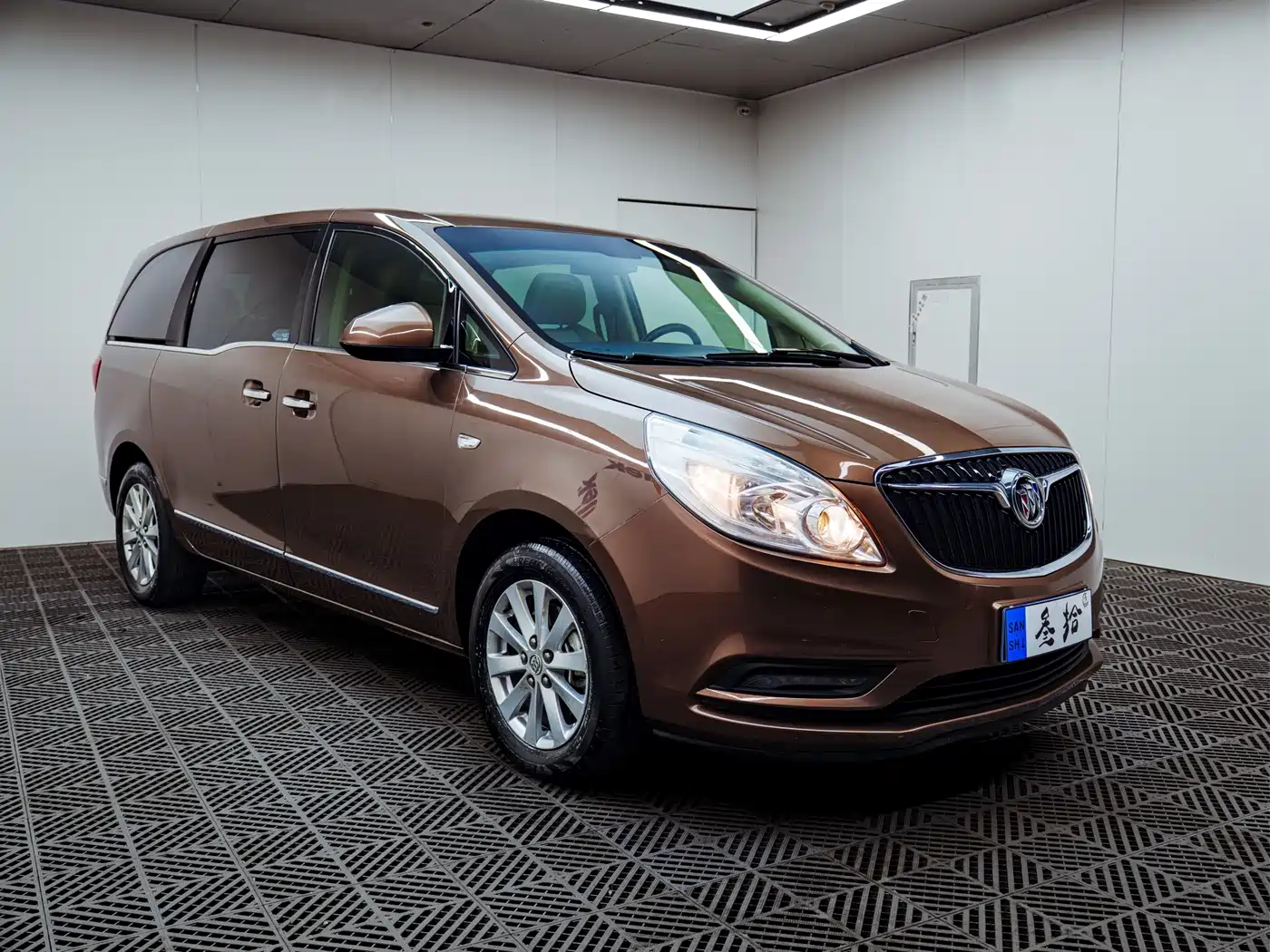 Buick GL8 2018 28T Premium Model China VI фото 3