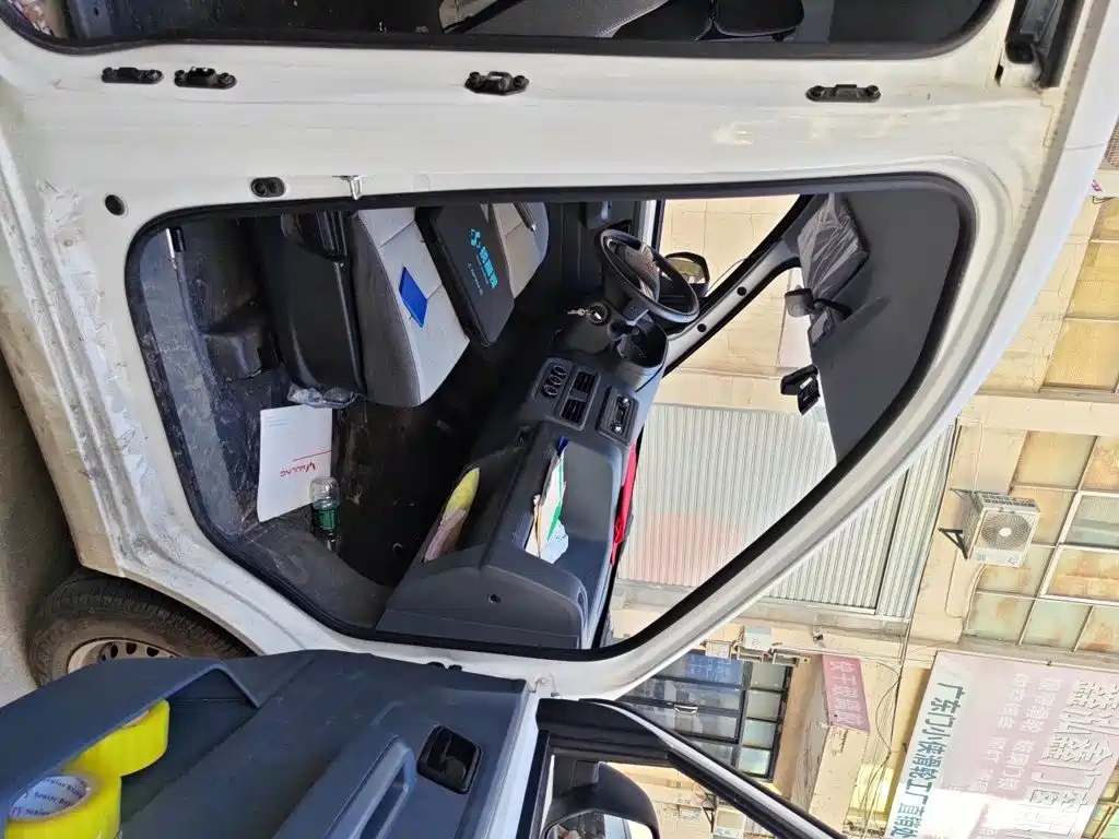 Wuling Motors Wuling Yangguang 2025 2025 400km Bus Comfort Edition