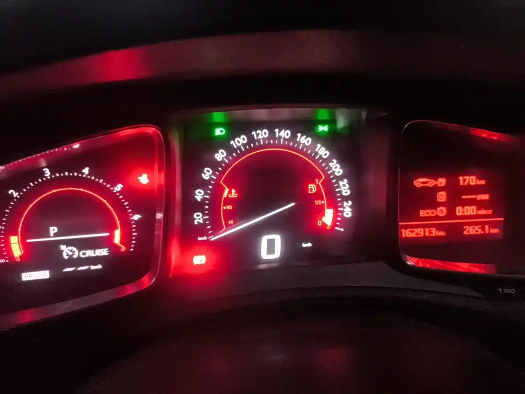DS 6 2015 2014 1.6T Luxury Edition THP160