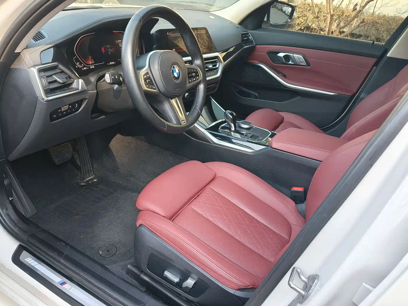 BMW 3 Series 2022 320Li M Sport Package фото 4