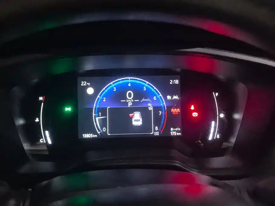Toyota Corolla Cross 2023 2.0L Pioneer Edition фото 14