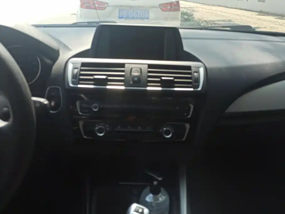 BMW 1 Series (Import) 2017 2016 118i Leading