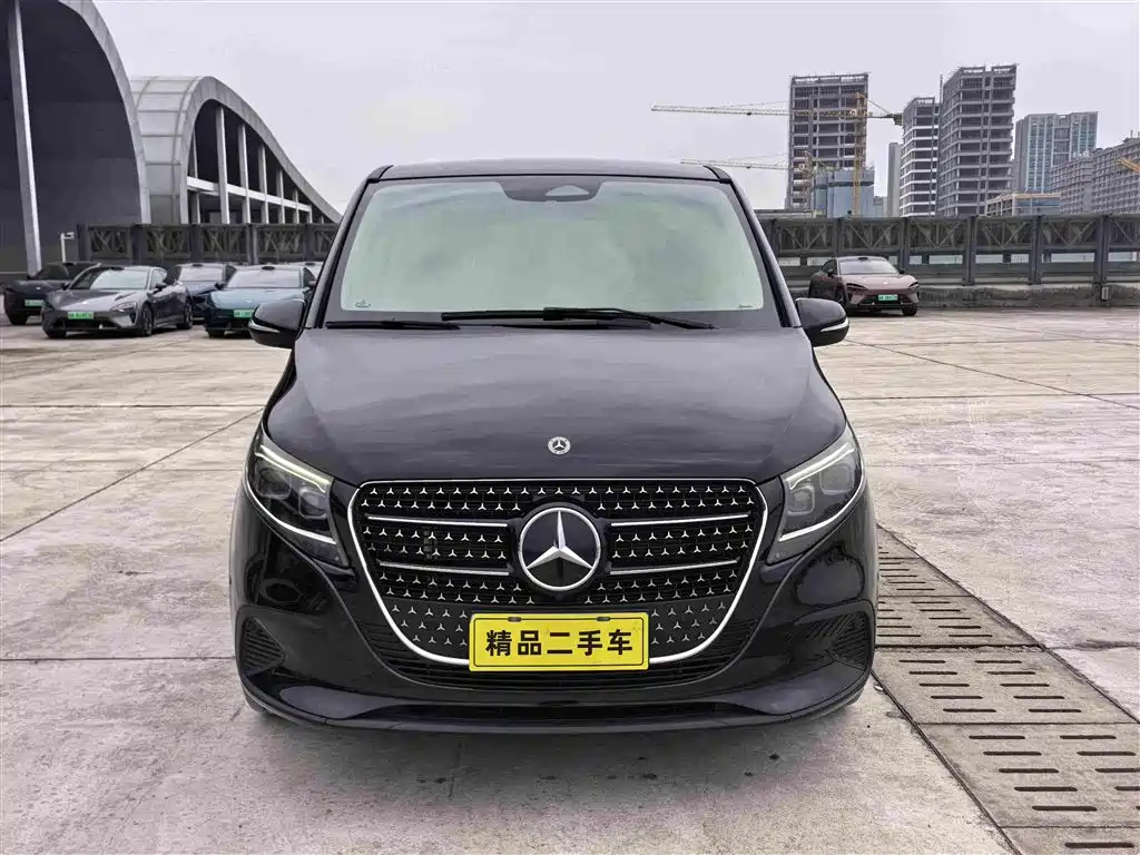 2025 Mercedes-Benz V-Class