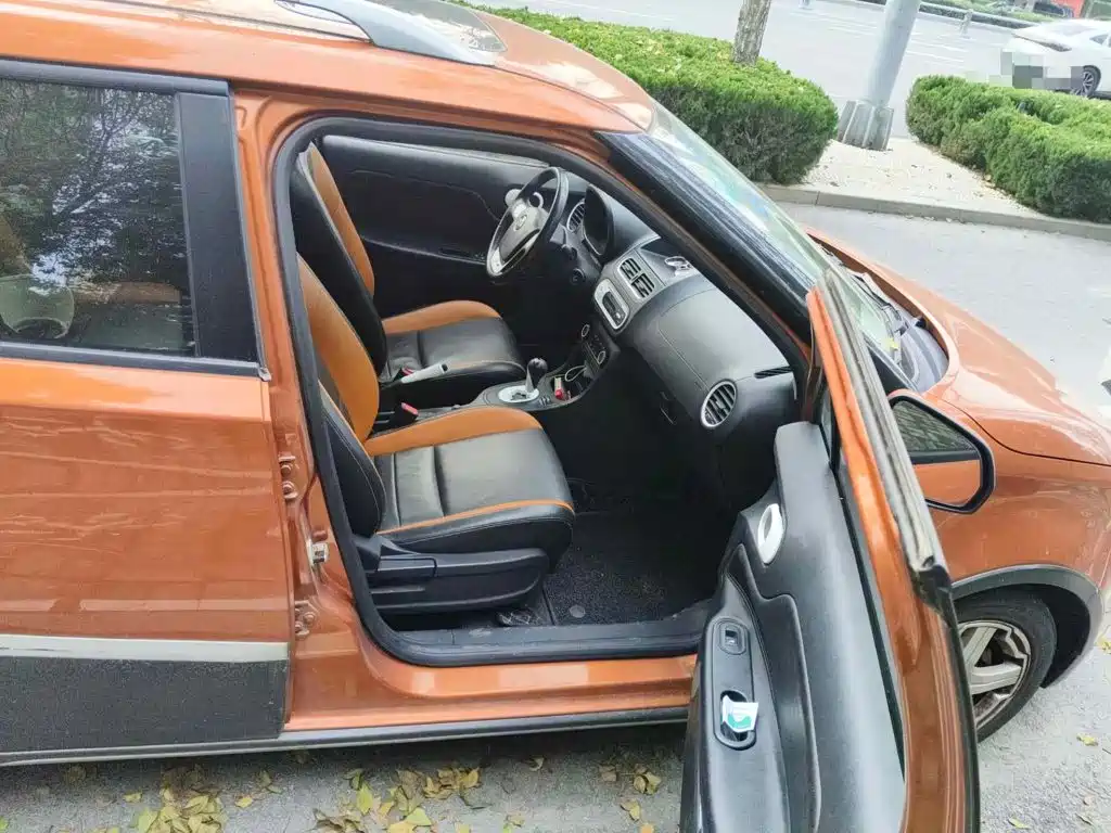 MG 3 2012 2011 Xross 1.5L Luxury Edition