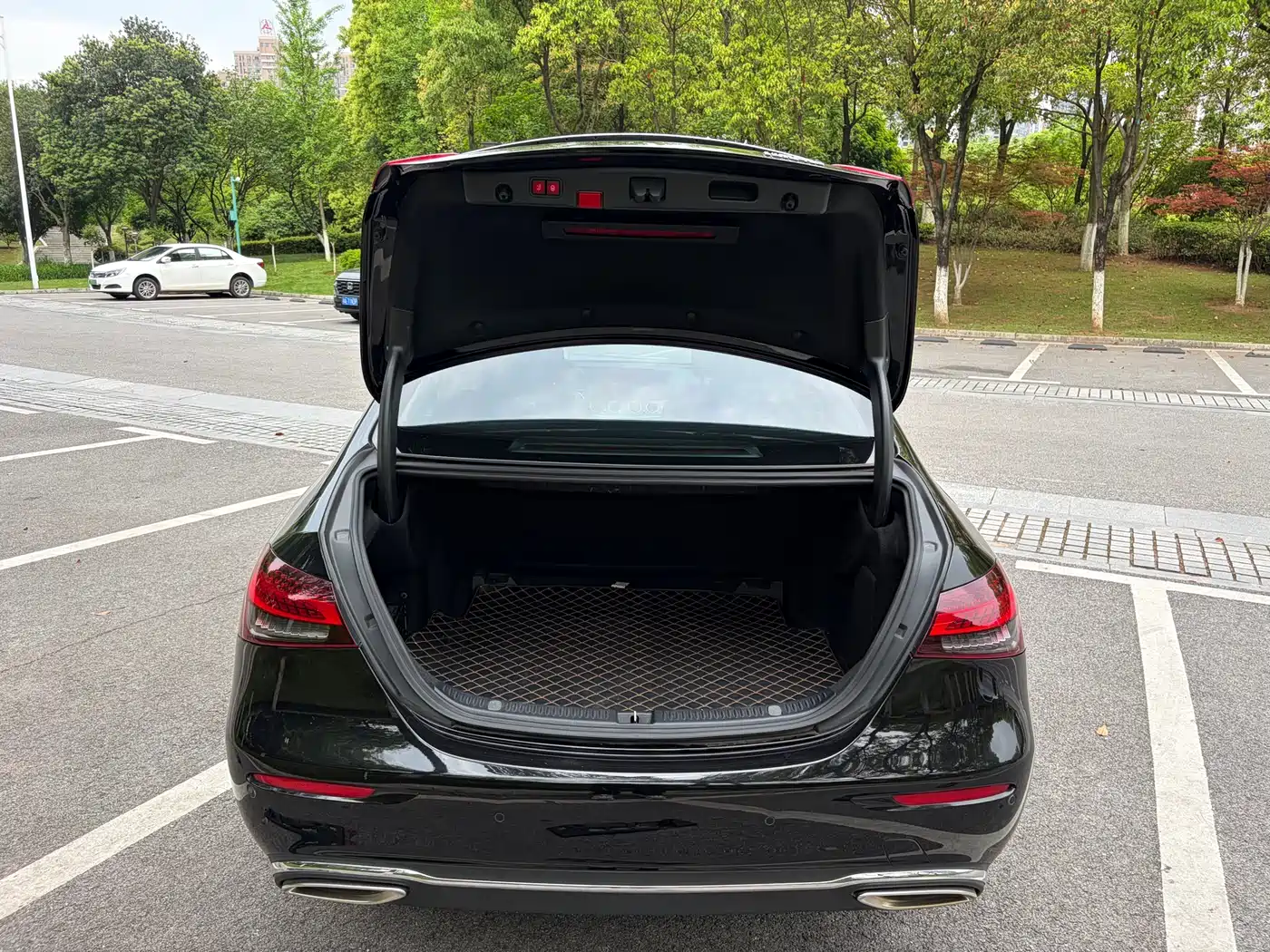 Mercedes-Benz E-Class 2021 Facelift E 300 L Fashion фото 19