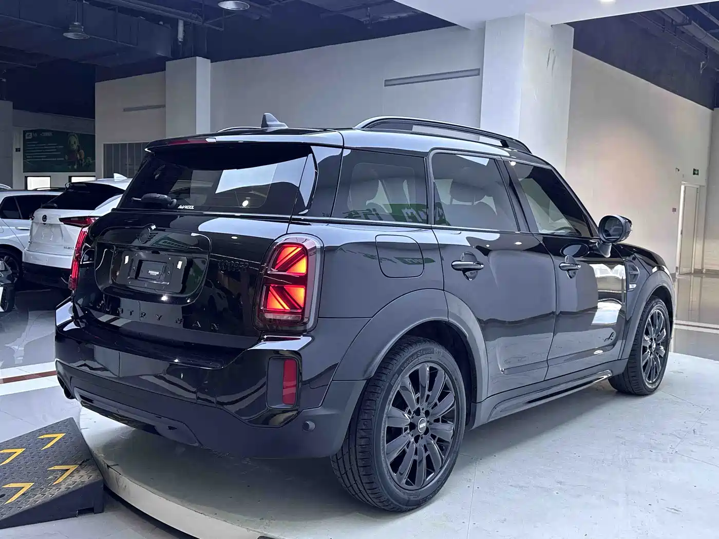 MINI COUNTRYMAN 2022 2022 1.5T COOPER ALL4 Black Label Special Edition