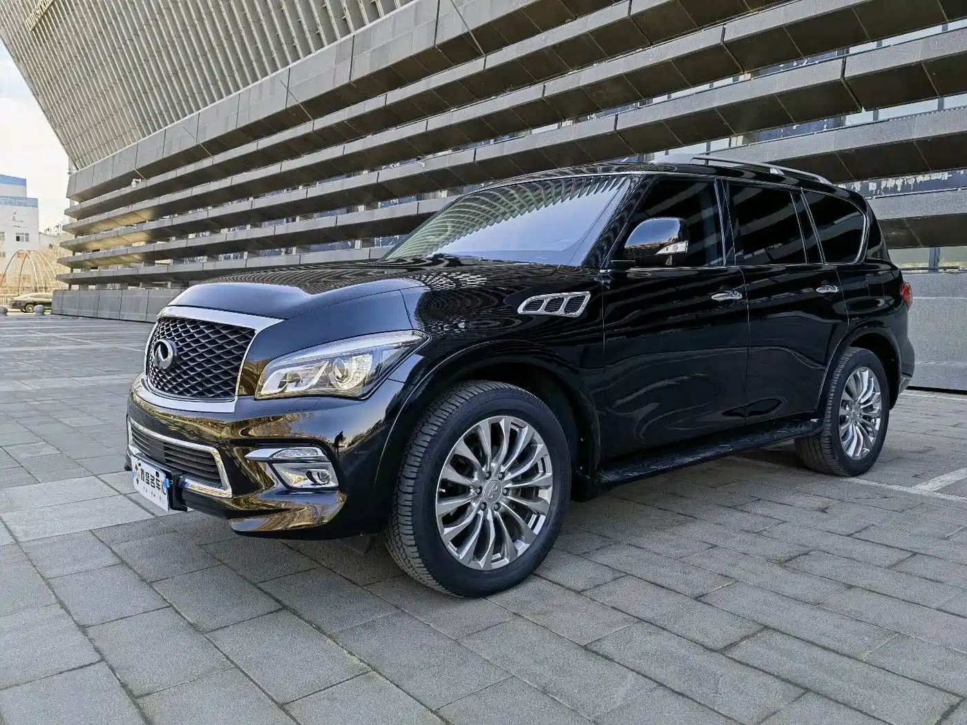 Infiniti QX80 2017 2016 5.6L 4WD