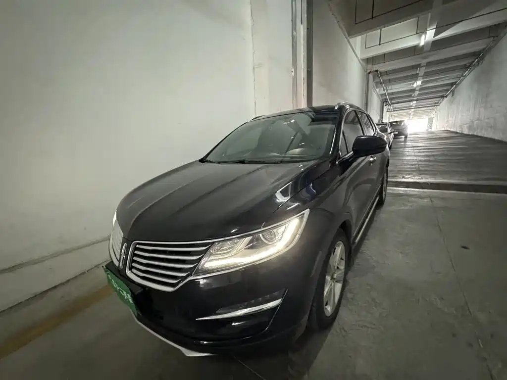 Lincoln MKC 2018 2017 2.0T 2WD Exclusive Edition