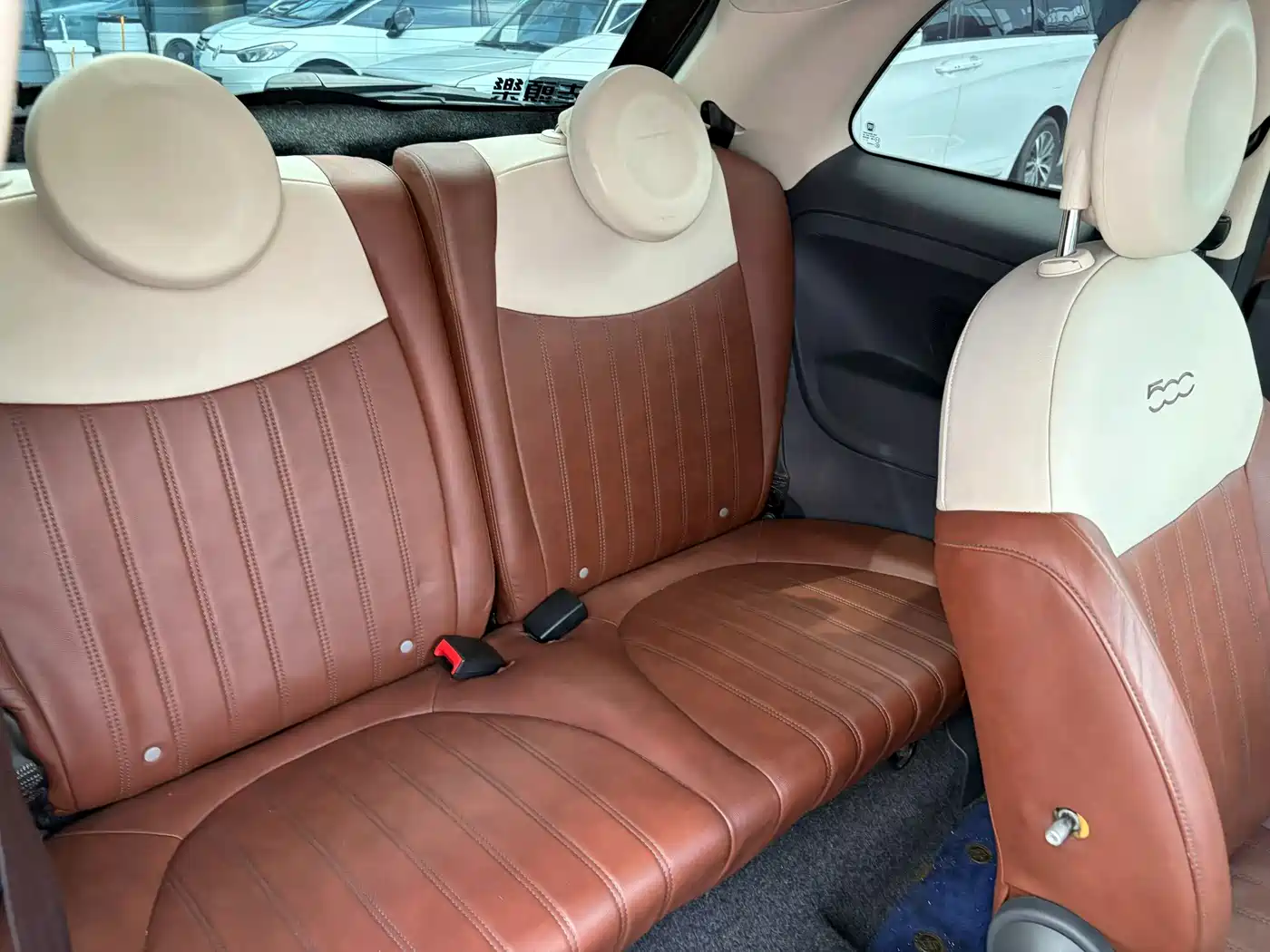 Fiat 500 2011 1.4L Premium Edition фото 7
