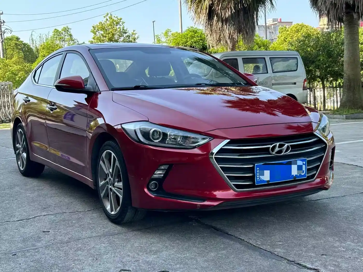 Hyundai Elantra 2018 1.6L Automatic 15th Anniversary Special Edition фото 3