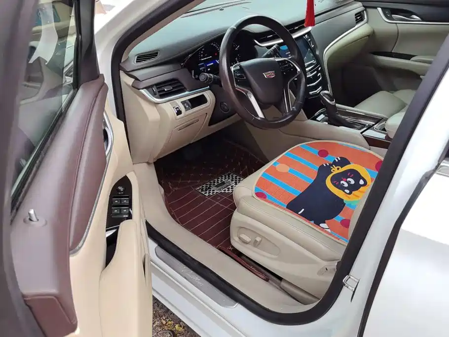 Photo 9 - Cadillac XTS