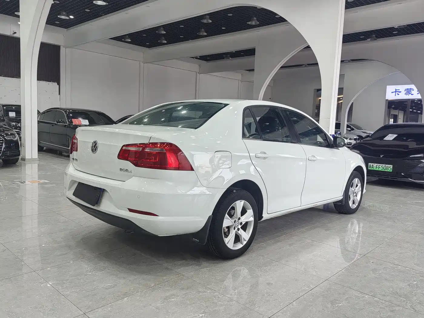 Volkswagen Bora 2015 Quality Edition 1.6L Manual Fashion фото 9