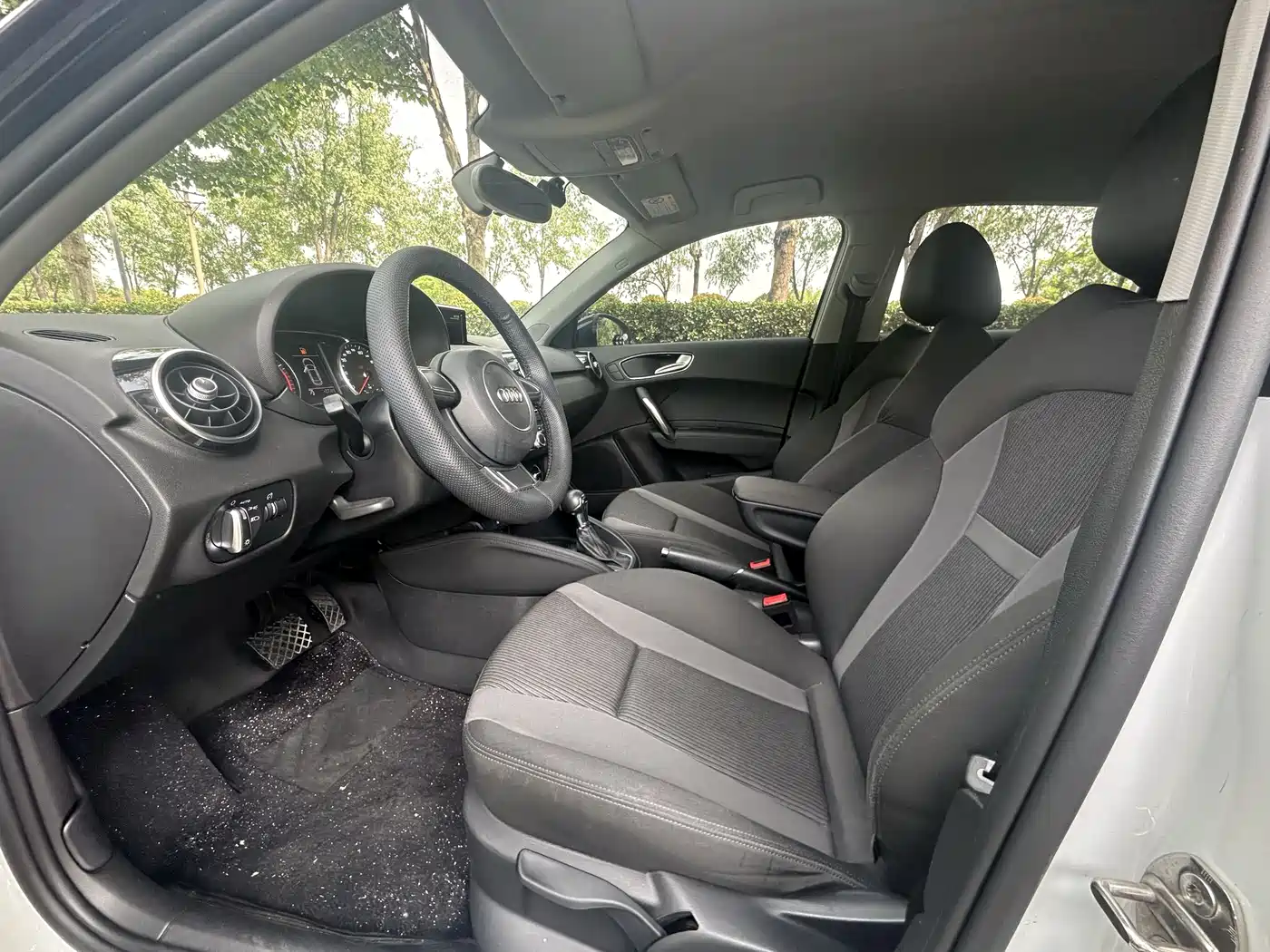 Audi A1 2016 30 TFSI Sportback Design Style Edition фото 4