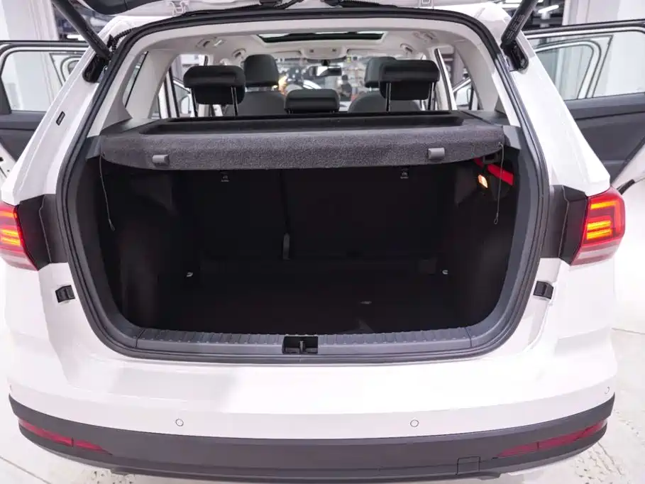 Volkswagen Tharu, миниатюра 14