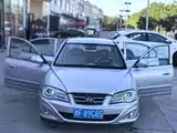 Photo 4 - Hyundai Elantra