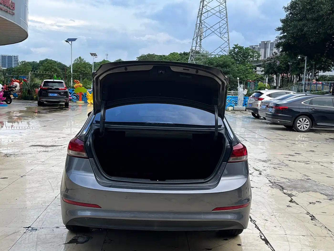 Hyundai Elantra 2016 Model 1.6L Automatic Smart Elite фото 21