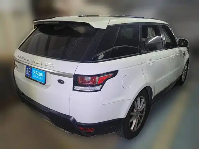 Land Rover Range Rover Sport 2017 3.0 SC V6 SE — фото 2