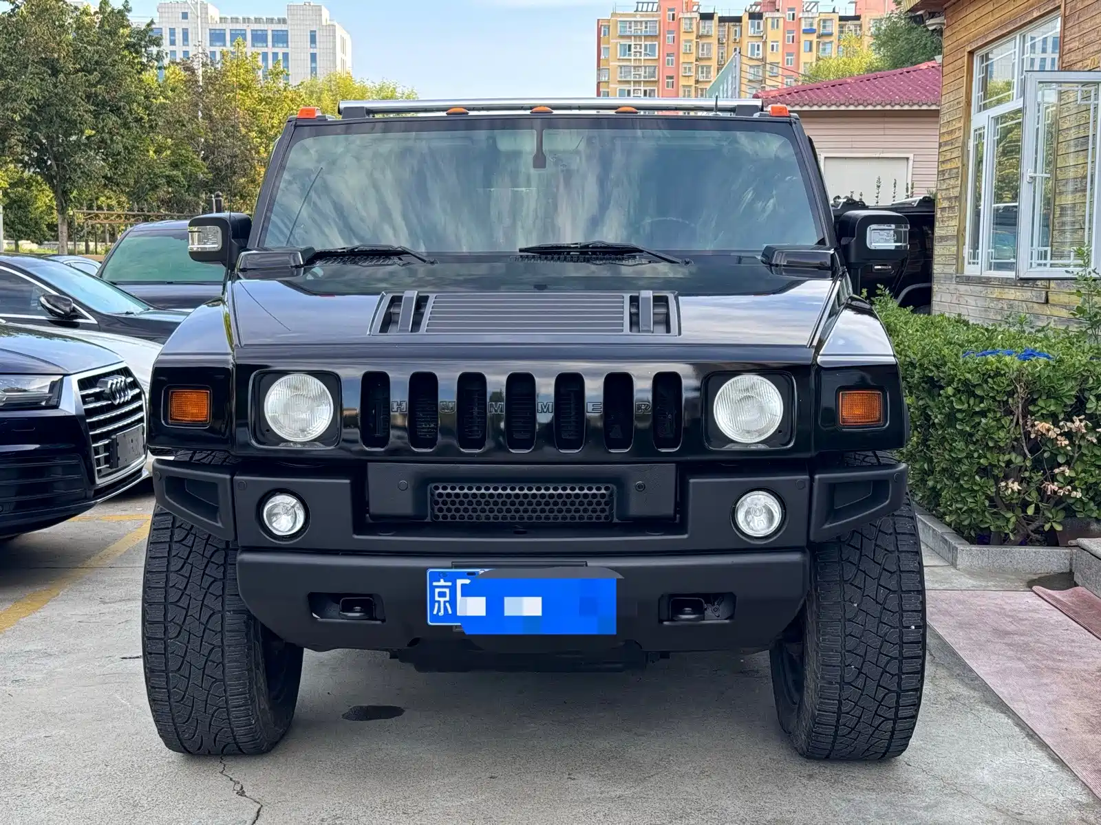 Фото 1 - Hummer H2