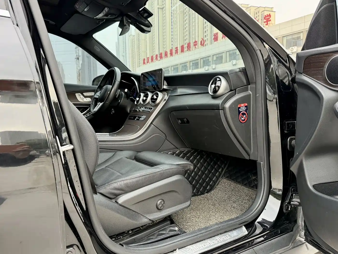 Mercedes-Benz GLC 2020 GLC 260 L 4MATIC Dynamic фото 16