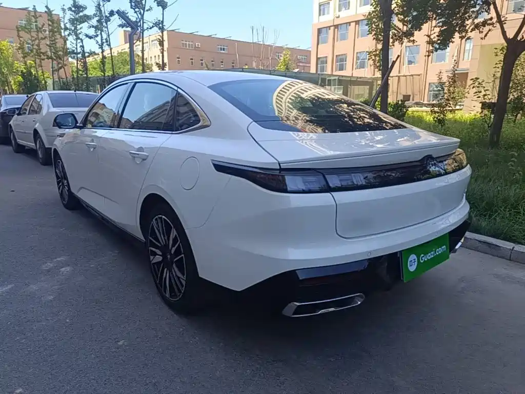 Changan Eado 2025 2025 Model Year Facelift 1.5T 500Bar Premium Edition