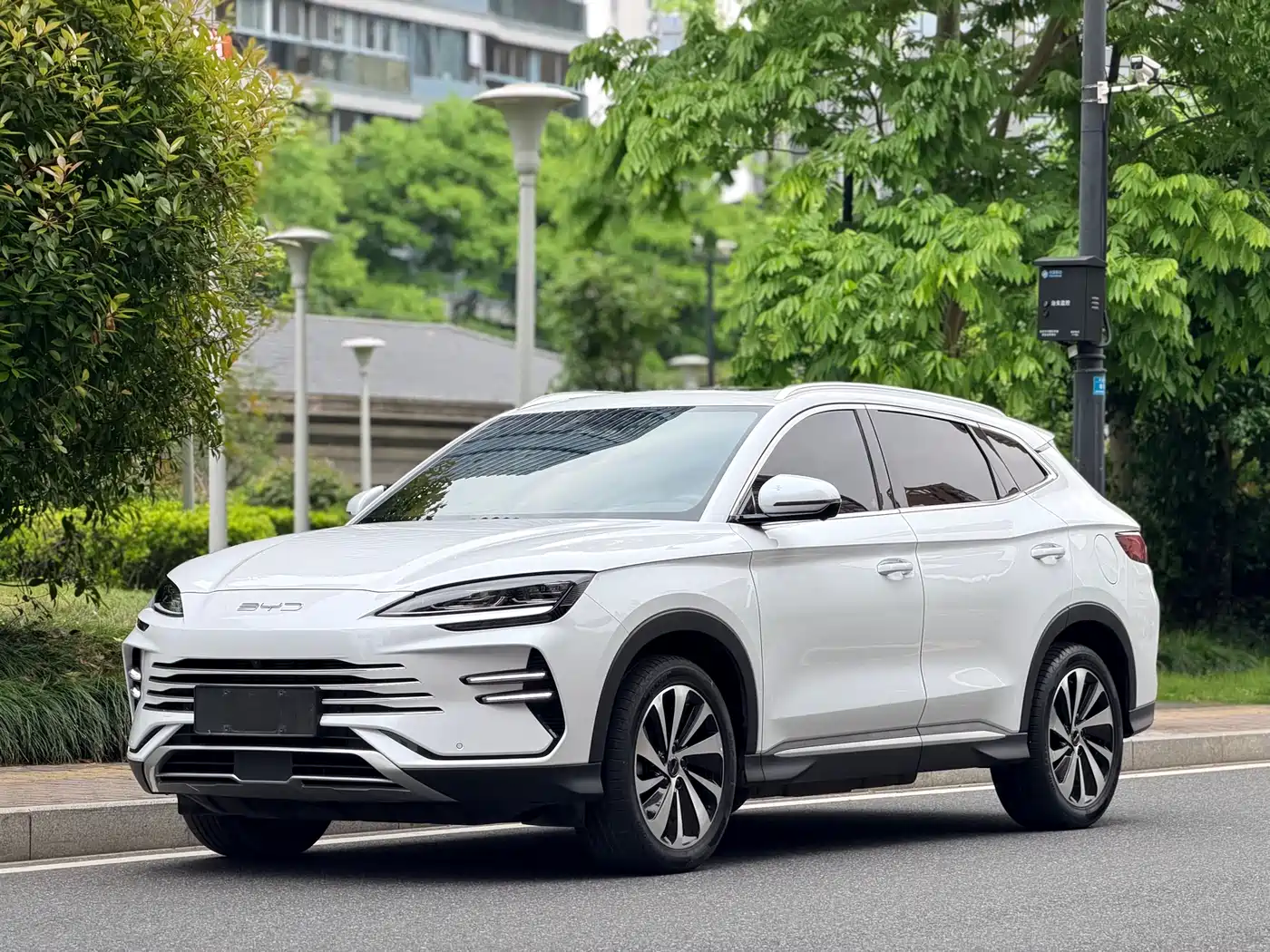 BYD Song PLUS PHEV 2023 Champion Edition DM-i 110KM Flagship PLUS