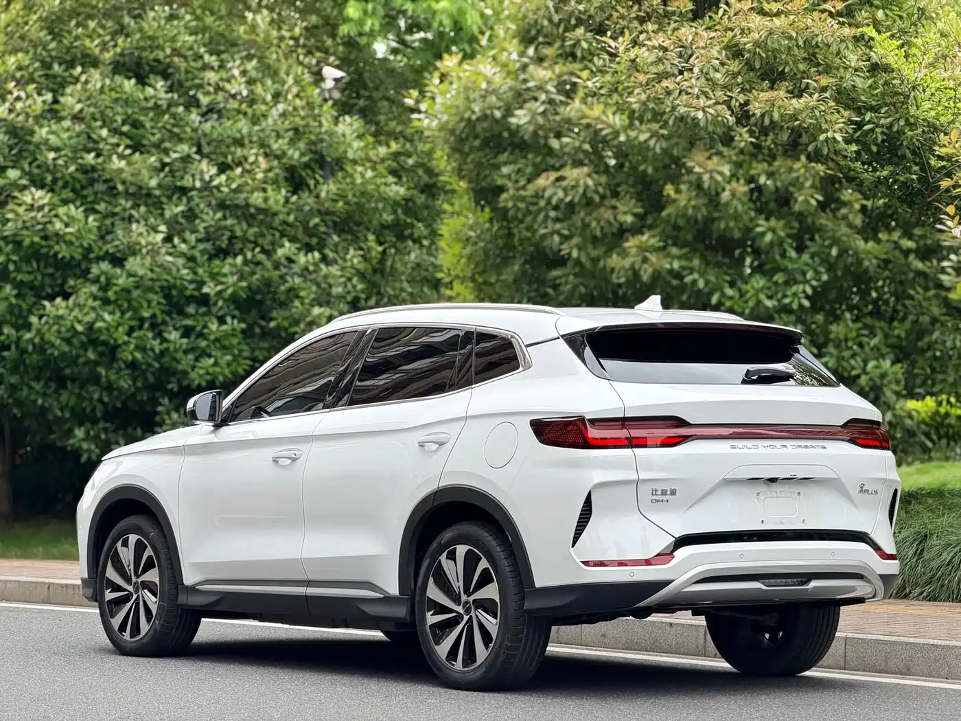 BYD Song PLUS PHEV 2023 Champion Edition DM-i 110KM Flagship PLUS фото 4
