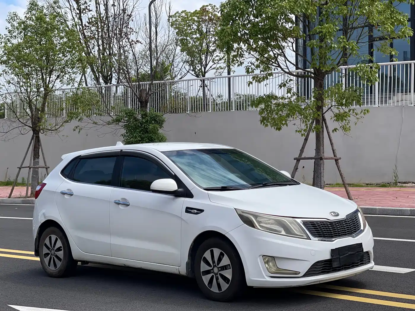 Фото 3 - Kia K2