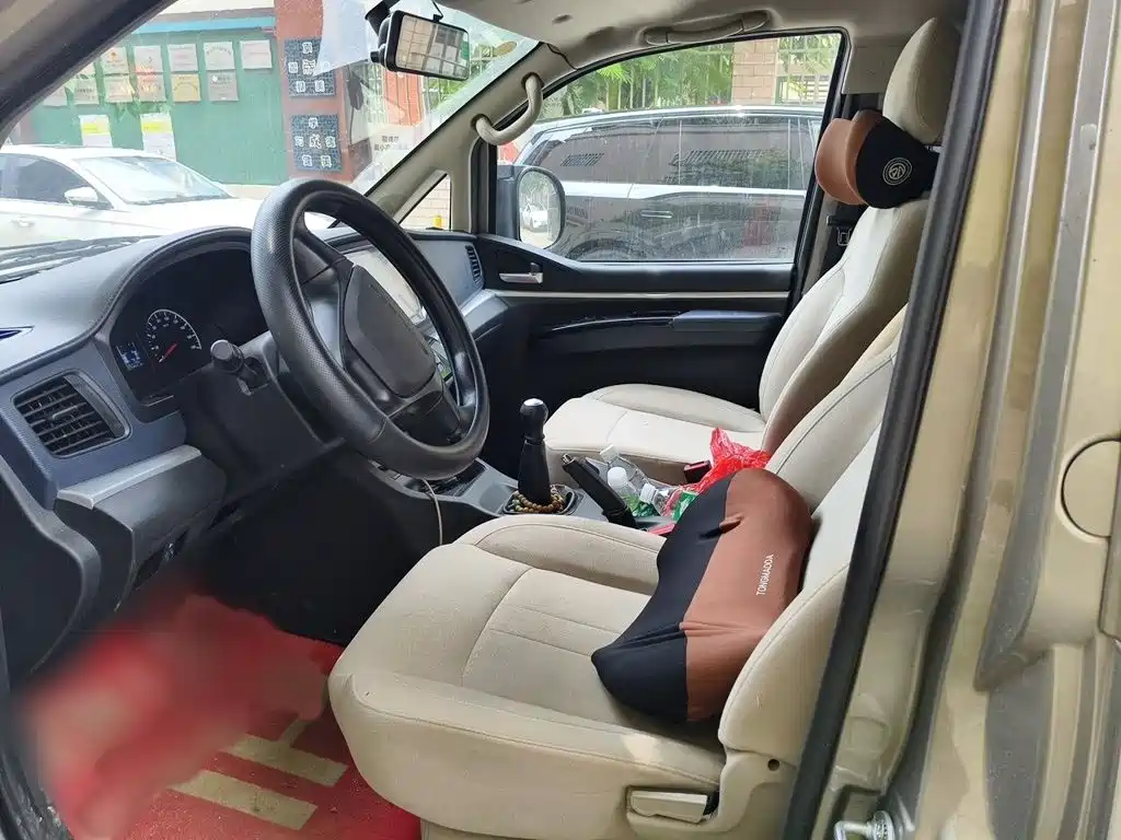 Dongfeng Fengxing Lingzhi 2025 2023 M5L 1.6L Base Model 5-Seater