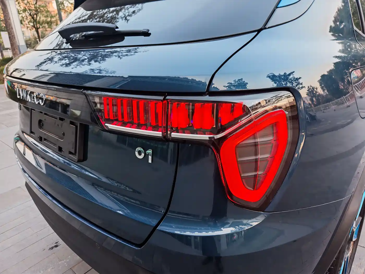 Lynk & Co 01 2019 2.0T 2WD Pro Edition China V фото 15