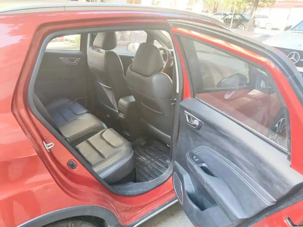 Photo 11 - Geely Vision X3