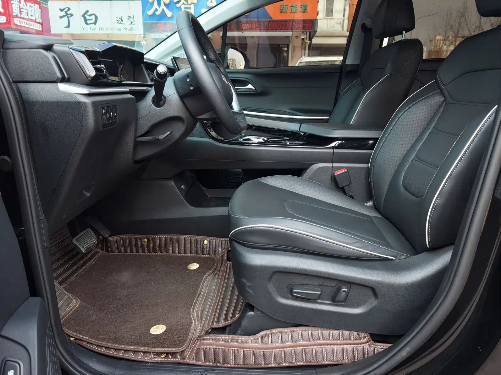 Фото 16 - Hyundai Custo