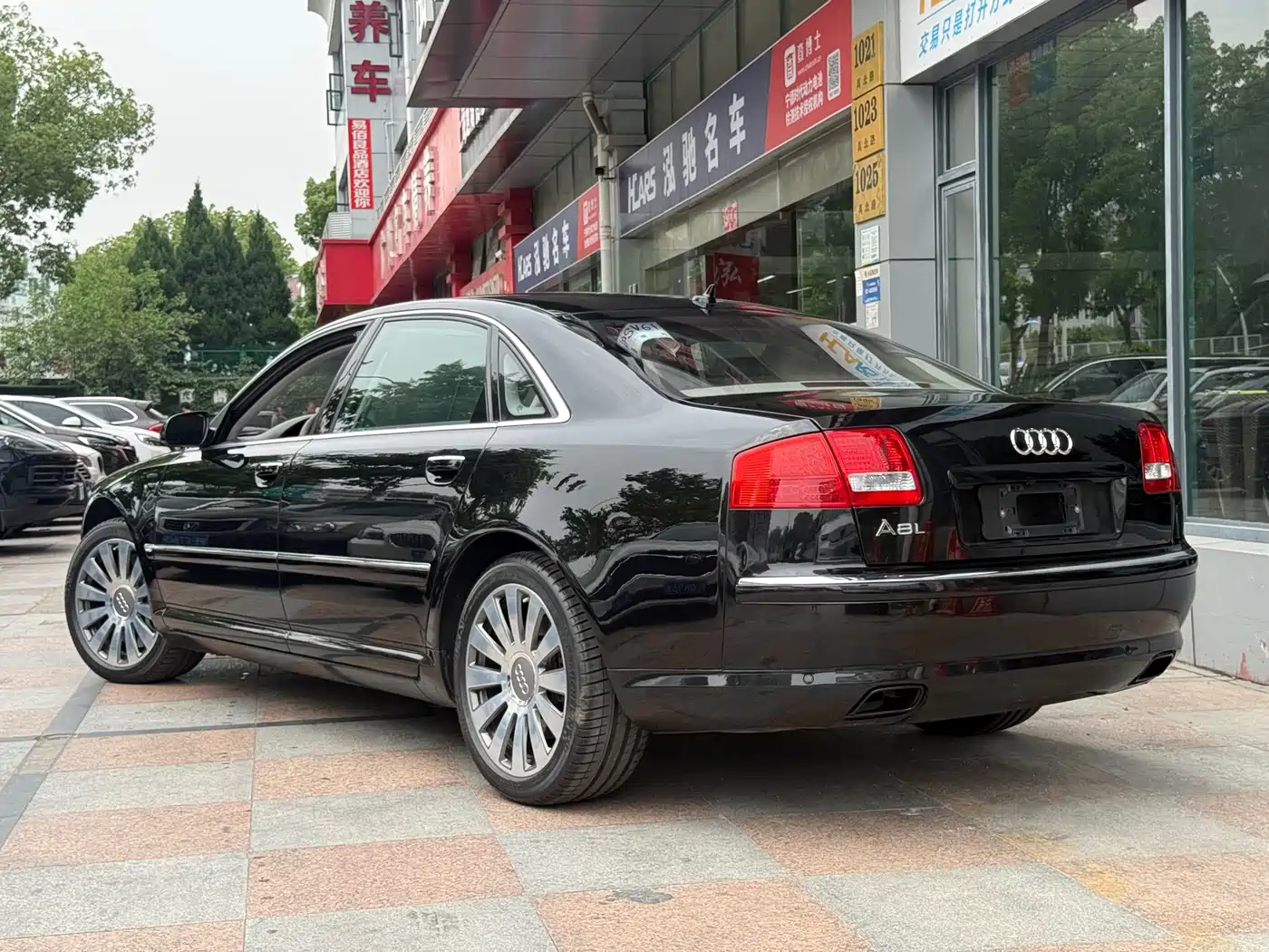 Audi A8 2006 2006 A8L 6.0 W12 quattro Flagship