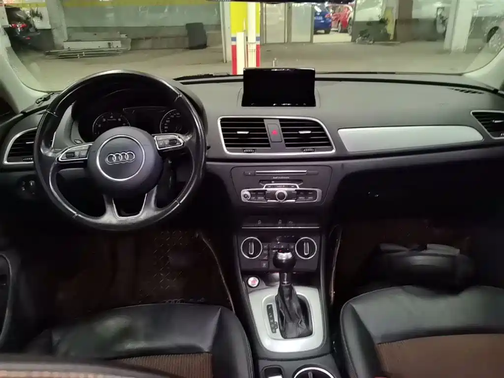 Audi Q3 2017 35 TFSI Fashion фото 10
