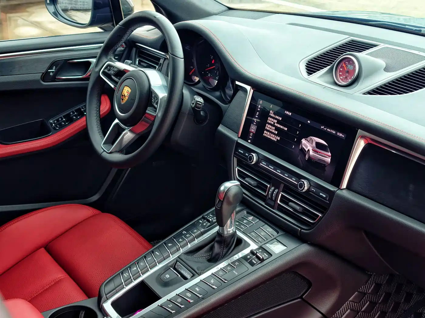 Porsche Macan 2020 Macan GTS 2.9T фото 14