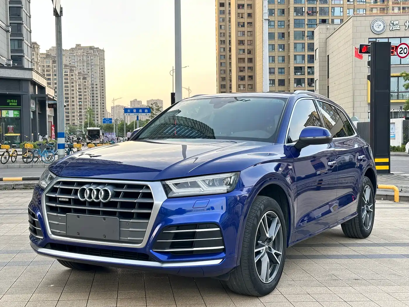 Audi Q5L 2020 40 TFSI Prestige Fashion
