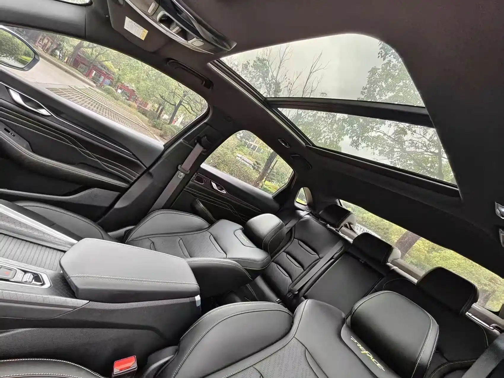 Фото 9 - Geely Preface