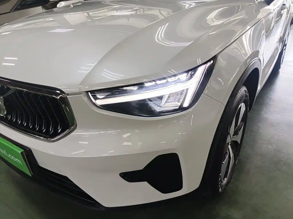 Volvo XC40 2024 2024 B3 Smart Elite Luxury Edition