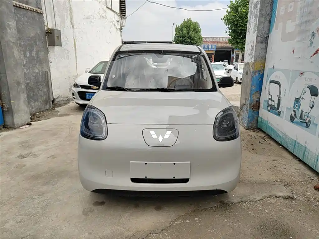 Wuling Motors Hongguang MINIEV 2026 2025 4-Door Advanced