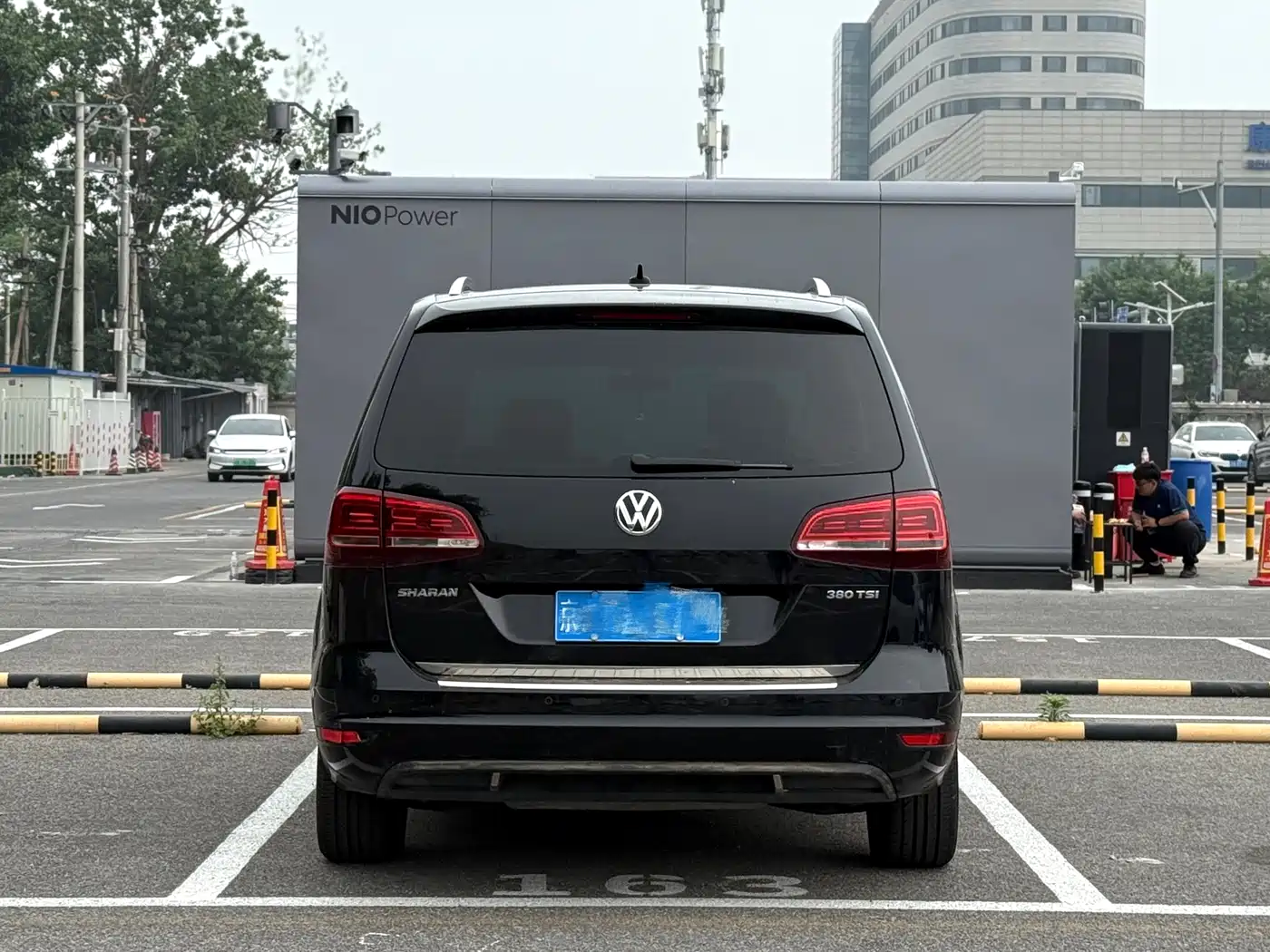 Volkswagen Sharan 2018 380TSI Comfort 6-Seater фото 5