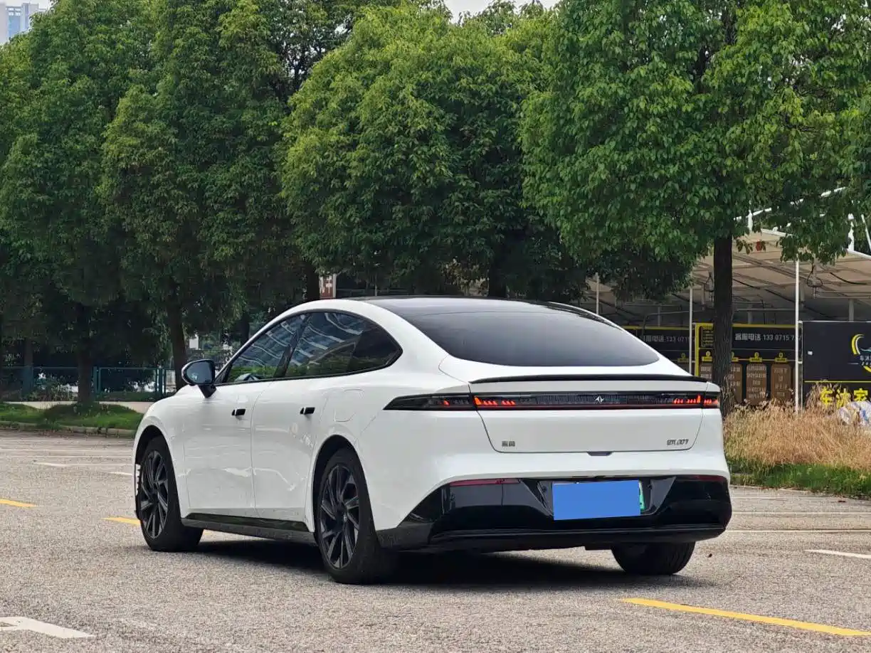 Фото 9 - Dongfeng Yipai eπ007